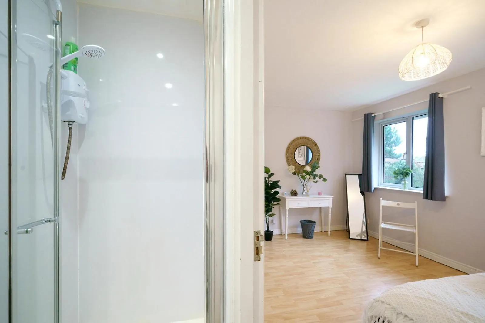 House Close To City Centre And City Airport 벨파스트 0*,
